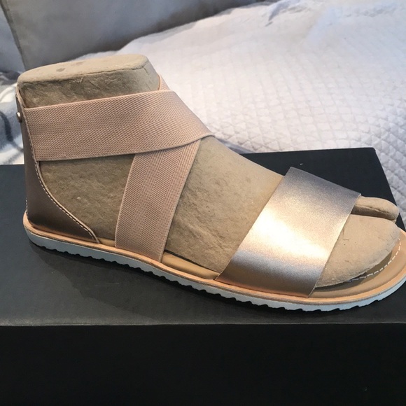 sorel ella sandal warm gold